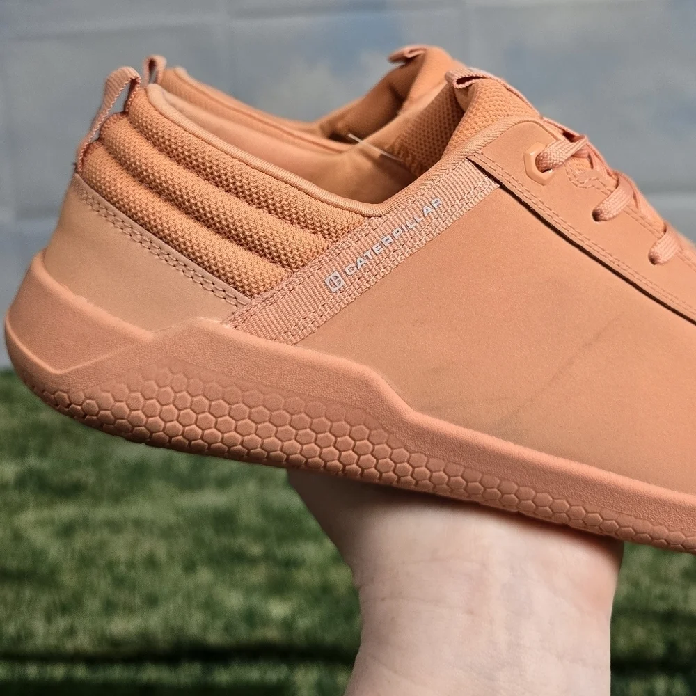 Caterpillar |  Mens Hex NuBuck laced steetwear trainers \ coral \ size 12